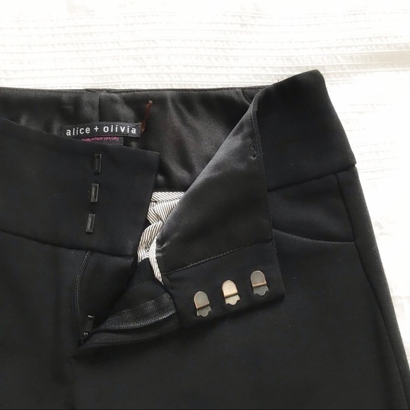 alice + OLIVIA BLACK MID-RISE STRETCHY STRAIGHT LEG PANTS - XS - Picture 5 of 9